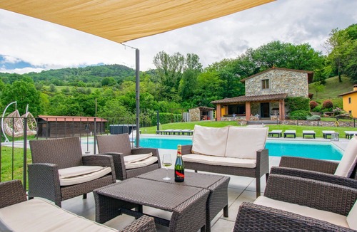Dicomano Villa | Beautiful private villa with private pool, WIFI, A/C, hot tub, TV, balcony and pets allowed