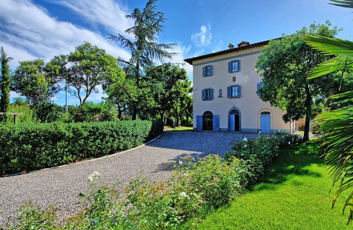 Le Piazze Villa | Beautiful private villa with WIFI, A/C, private pool, TV and panoramic view, close to Arezzo