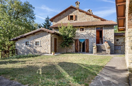 Palazzuolo sul Senio Villa | Beautiful private villa with WIFI, hot tub, private pool, TV, panoramic view and parking
