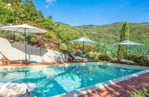 San Momme Villa | Beautiful private villa for 10 people with private pool, WIFI and TV