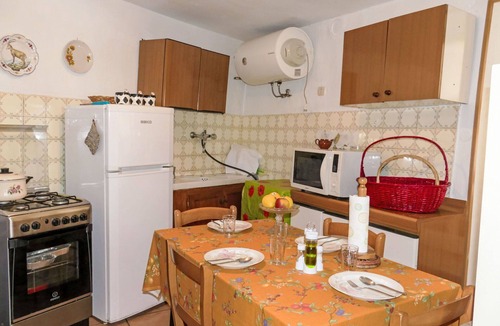 Ville San Sebastiano House | Beautiful villa for 4 people with WIFI, balcony, pets allowed and panoramic view