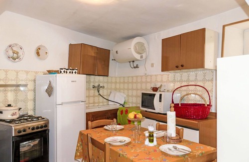 Ville San Sebastiano House | Beautiful villa for 4 people with WIFI, balcony, pets allowed and panoramic view