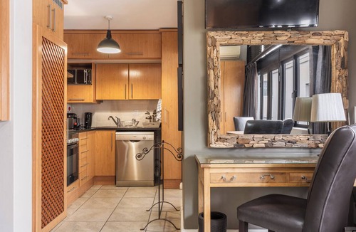 Stellenbosch Central Apartment | Beautiful apartment in the heart of Historic Stellenbosch