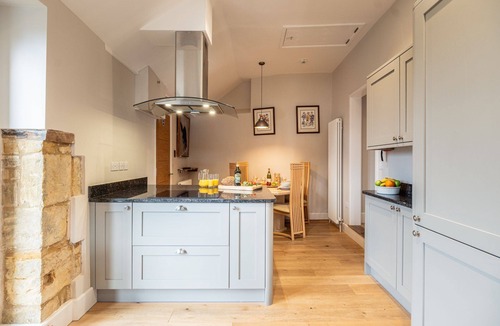 Moreton-in-Marsh Cottage | Beautifully presented dog friendly - Topside