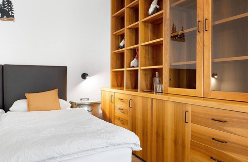 Pellizzano Bed & Breakfast | Bed and Breakfast 'Pellizzano' with Balcony and Wi-Fi