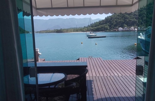 Angra dos Reis Apartment | Beira Mar Apartment in Angra dos Reis, Ideal for fishing and enjoying nature
