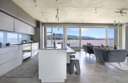 Fisherhaven House | Benguela Cove Estate - The Lagoon House