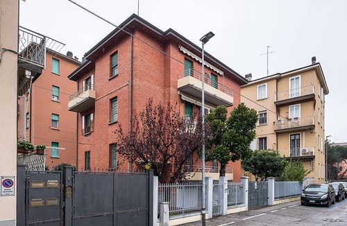 Fossolo Apartment | Bernini Apartment a Sant'Orsola by Wonderful Italy