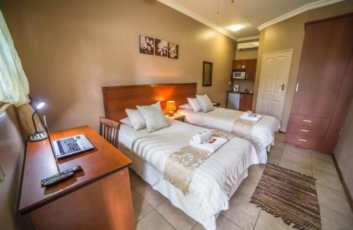 Klerksdorp House | Beryl1 Guest House