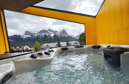Teepee Town House | Best Mountain View in Canmore, Luxury 4 BR Townhouse with Hot Tub