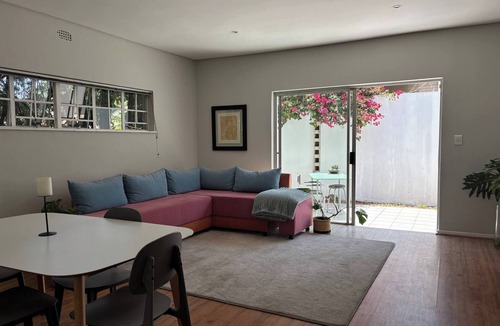 Greater Johannesburg Metropolitan Area House | Bheka Guest House Parktown North, Johannesburg