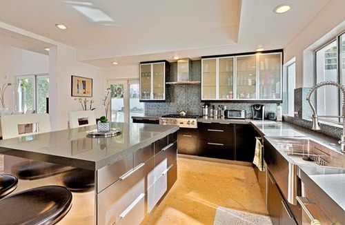 Arch Beach Heights House | Big Discount for Sept with view for pet owners!