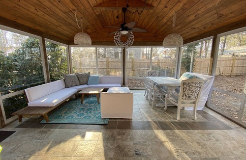 South Dennis House | Big House in Heart of Cape. Close to Everything!