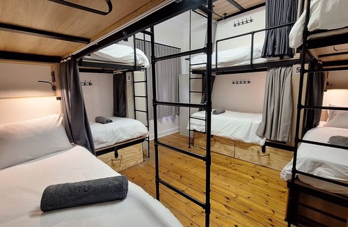 Wynberg Hostel | BIM Backpackers In Muizenberg