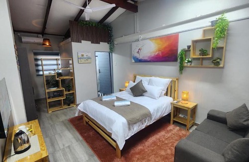 Greater Johannesburg Metropolitan Area Cabin | Blairgowrie Skyline