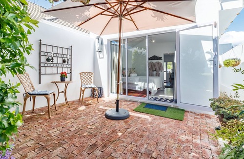 Franschhoek Cottage | Bleu Cobalt Cottage