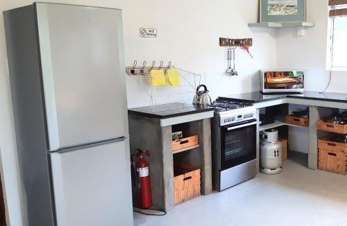 Gansbaai Ski Chalet | Blombos Self-Catering House