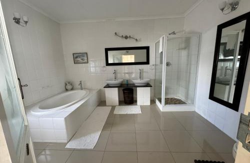 Springbok Bed & Breakfast | Blue Diamond Lodge