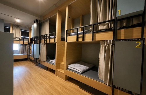 Talat Yot House | Blue Dream Hostel Khaosan