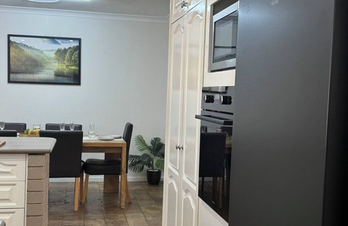 City Centre House | Blue Lake family retreat