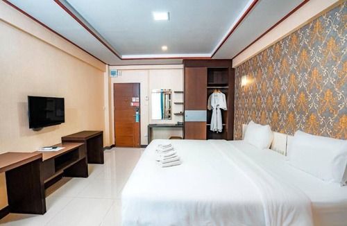 Bang Phli Hotel | Blue Sky Residence Airport