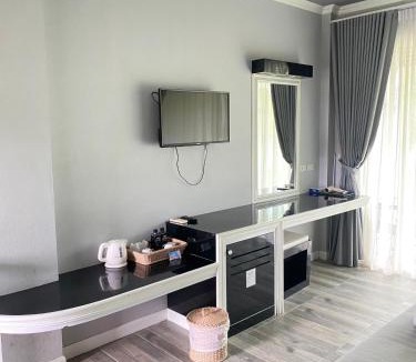 Khlong Khut Resort | Blues River Resort