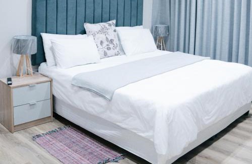 Elgin Hotel | Bokwe's Guest House- Cape Town