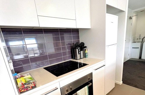 Bruce Apartment | Bold in Bruce - 1bd 1bth 1csp