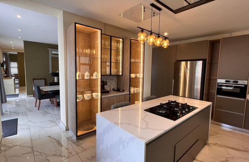 Greater Johannesburg Metropolitan Area Villa | Braham Lodge- The Metaphor