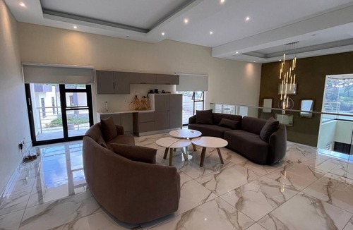 Greater Johannesburg Metropolitan Area Villa | Braham Lodge- The Metaphor