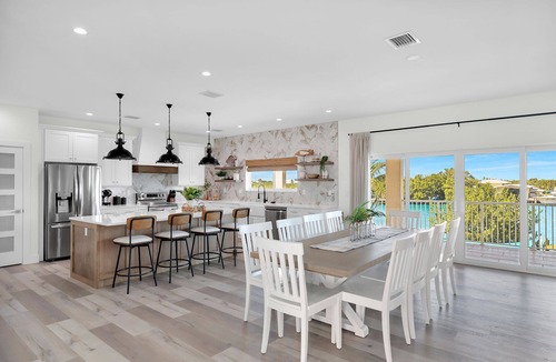 Marathon Cottage | Brand new 5bed/6Bth pool w/76 ft of Dockage- 2 Homes Next Door Available as well