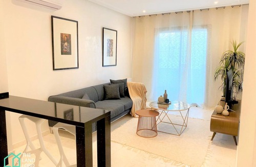 Sidi Dhrif Apartment | BRAND NEW: Heart of La Marsa next to parc Essaada