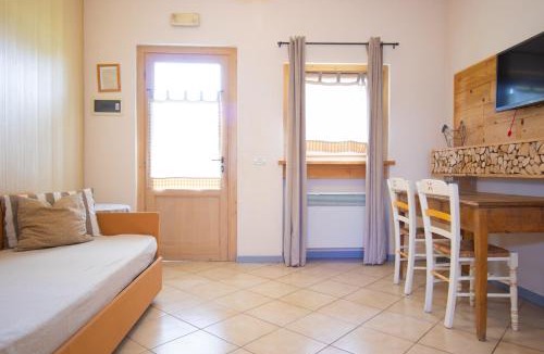 Lonato del Garda Apartment | Breathtaking lake view, pool - Fonte alle fate