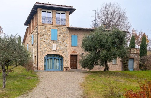 Mamiano Villa | Breathtaking villa with Parking&Garden