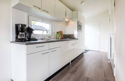 Berkhout Ski Chalet | Bright chalet 8 km. from Hoorn