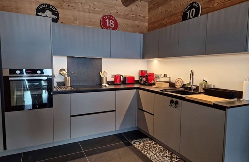 Beaufort Apartment | Bright chalet in Arêches-Beaufort with terrace and equipped kitchen