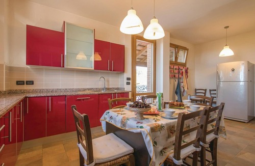 Dogana House | Bright detached house surrounded by rolling hills, 8 km from Rimini, 23 km from Riccione and 15 km f