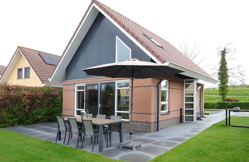 Medemblik House | Bungalow with traditional sauna