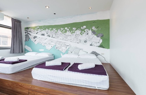 Wat Sam Phraya Hostel | [C]GLASSHOUSE&bathroom 5-minutes walk from Khao San Road.