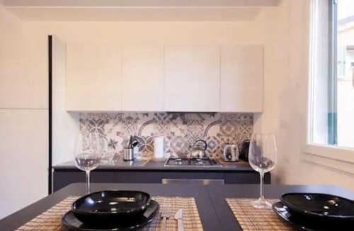 San Donato Apartment | Ca de la Torre - Cozy apartment within walking distance of the two towers