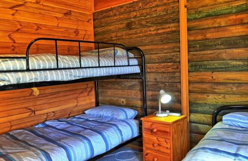 Adaminaby House | Cabin 4 - Snowy Accommodation