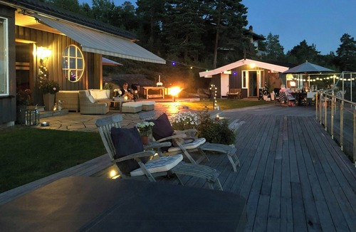 Drobak House | Cabin with sea views and beach access near Drøbak
