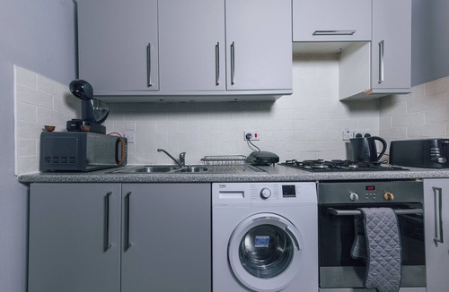 Leith Apartment | Calton Hill Victorian Old Town Apartment
