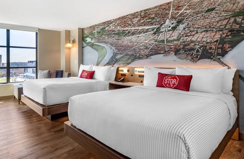 Buzzard Point Hotel | Cambria Hotel Washington D.C. Navy Yard Riverfront