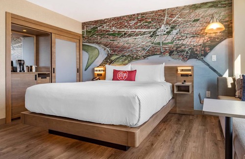 Buzzard Point Hotel | Cambria Hotel Washington D.C. Navy Yard Riverfront