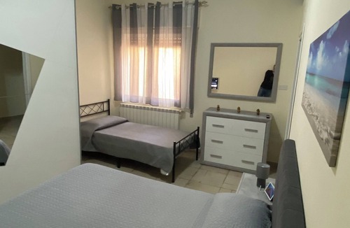 Faenza Apartment | Camera Doppia con Bagno nel Centro Storico di Faenza