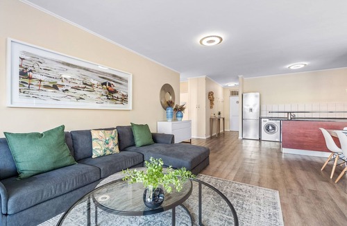 Century City Apartment | Capri 101 - Two Bedroom Apartment, Sleeps 4