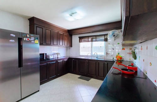 Nong Prue Villa | Captivating 3-bed Villa in Muang Pattaya