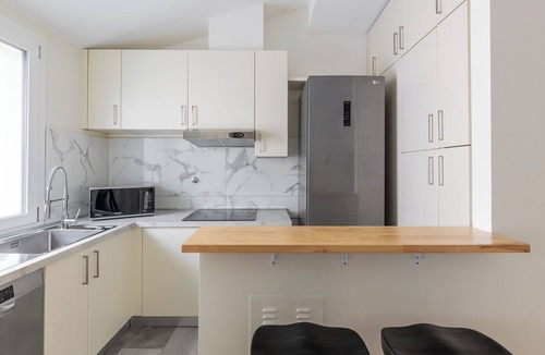 Historic Center Apartment | Casa Aposa | Spacious apartment with terrace, 5 minutes from Piazza Maggiore