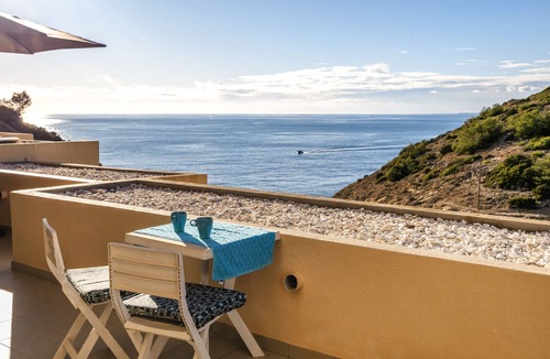 Vale de Centianes Apartment | Casa Colina Sol 611 - Seaview apartment